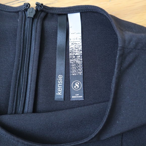 Kensie Black Swing Blouse with Bell Sleeves, Size Small - Picture 11 of 12